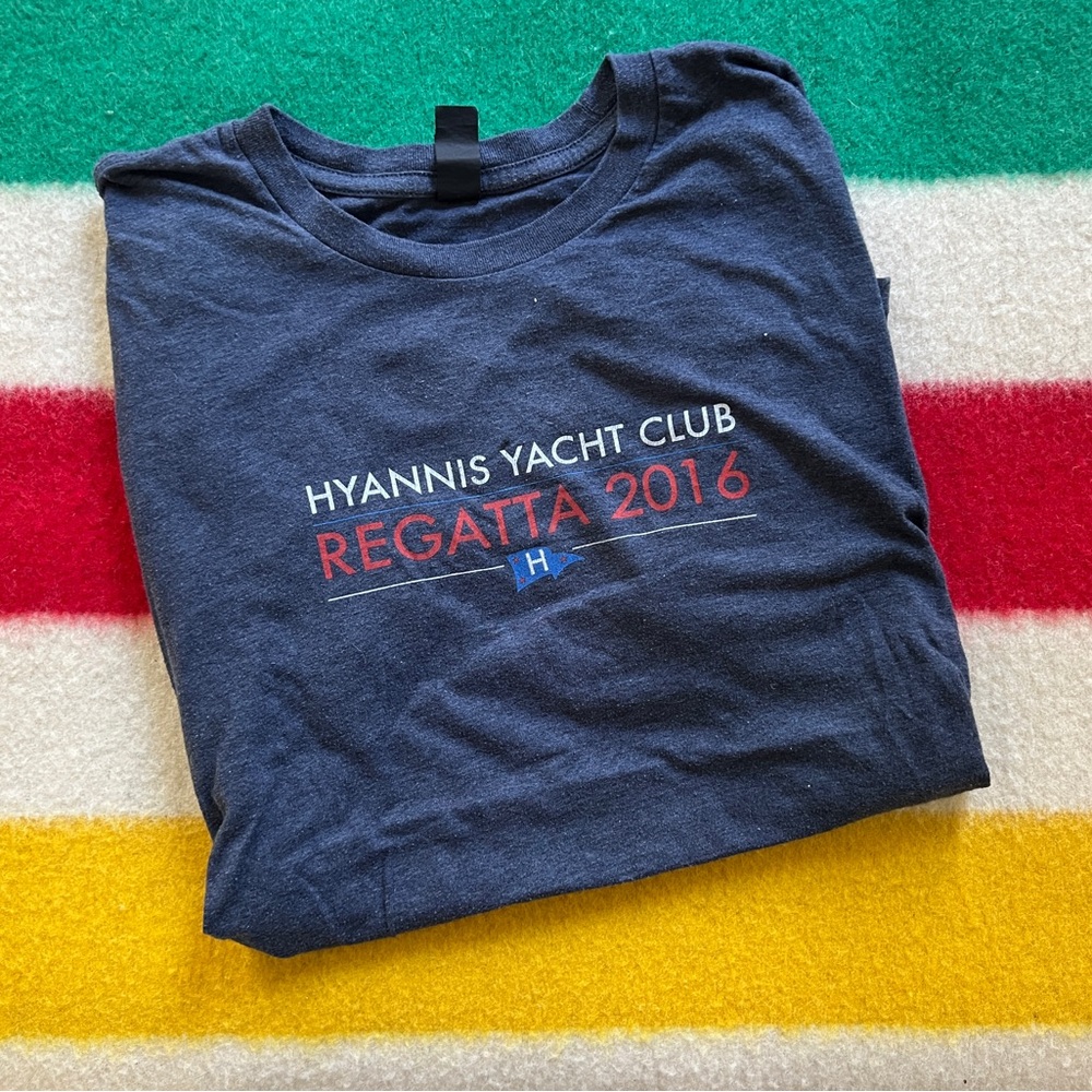 Hyannis Yacht Club T-Shirt ⛵️
